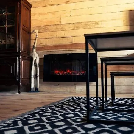 Le P'tit Nid : Mini Loft Pour 2 A 4 Personnes Dom wakacyjny Tellin